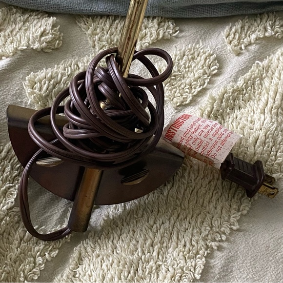 Vintage Brass Lamp - Picture 8 of 8